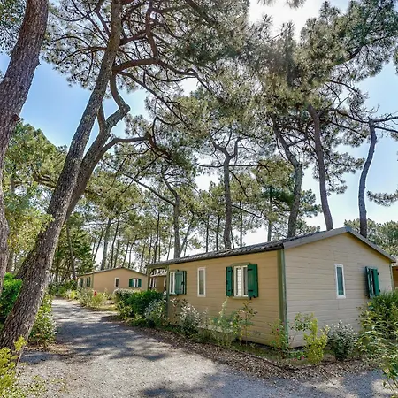 2 Bedroom Beautiful In * La Faute-sur-Mer