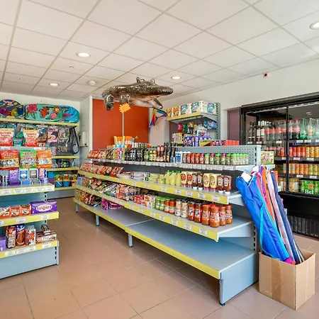 بيت للعطل Nice Home In La Faute-Sur-Mer لا فاوت سور مير